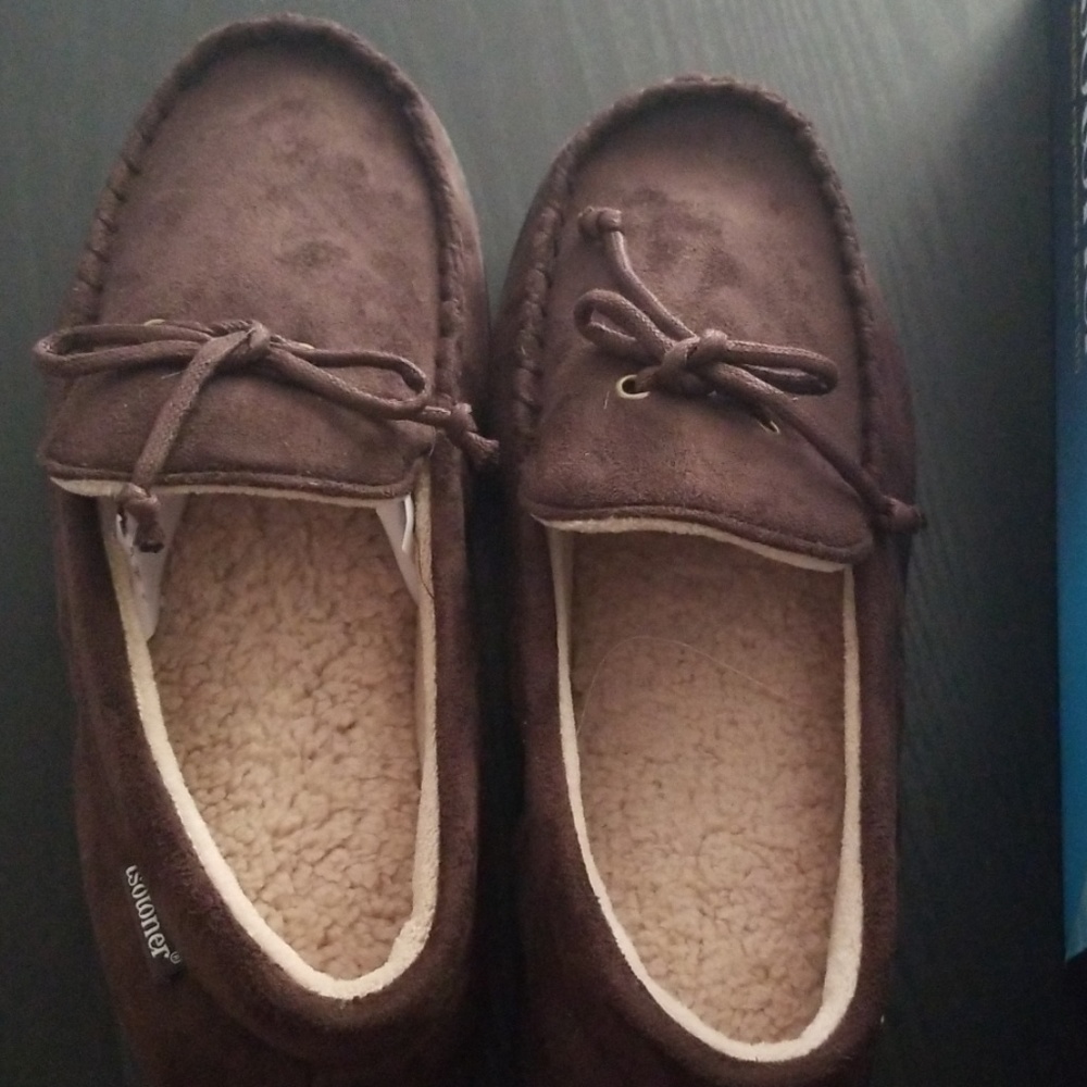 Isotoner slippers